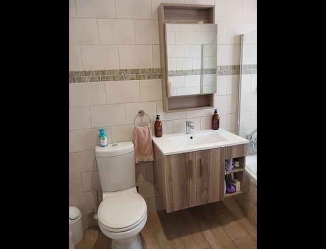 4 BEDROOM HOUSE FOR SALE IN BOTHASIG